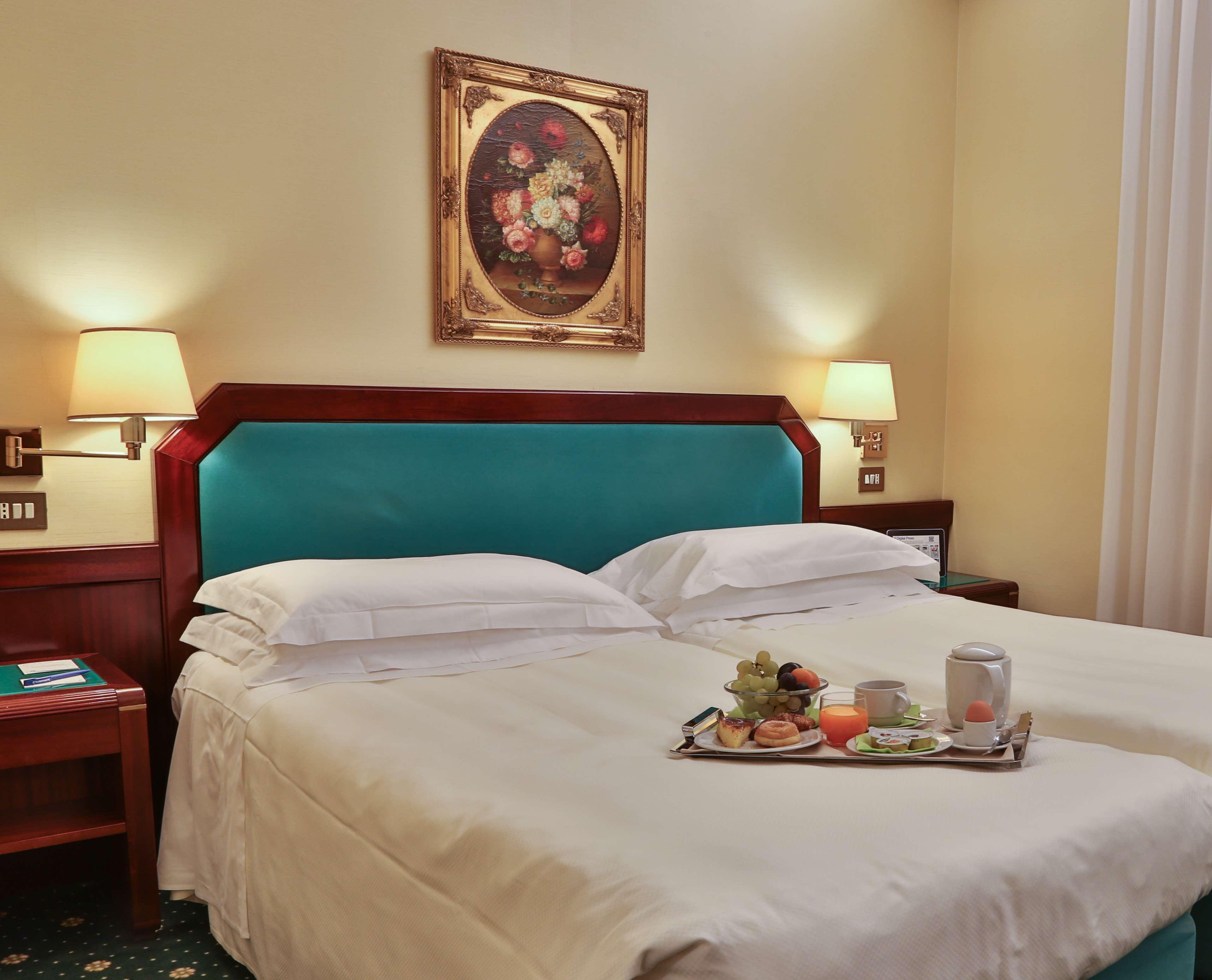 Hotel Astoria Sure Hotel Collection By Best Western Milan Bagian luar foto